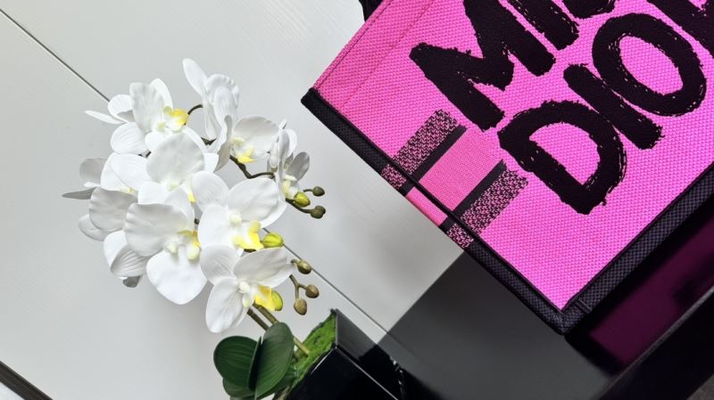 chr1st1an D10r shopping bags